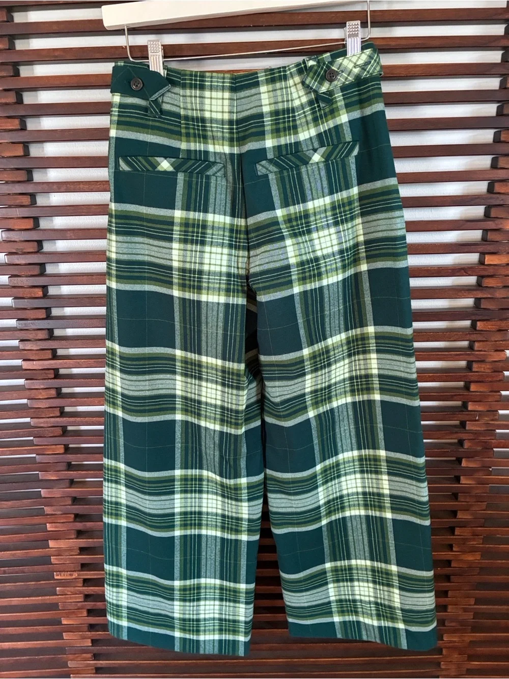 🎉NEW LISTING!🎉Free People Green Plaid Wide-Leg Cropped Pants